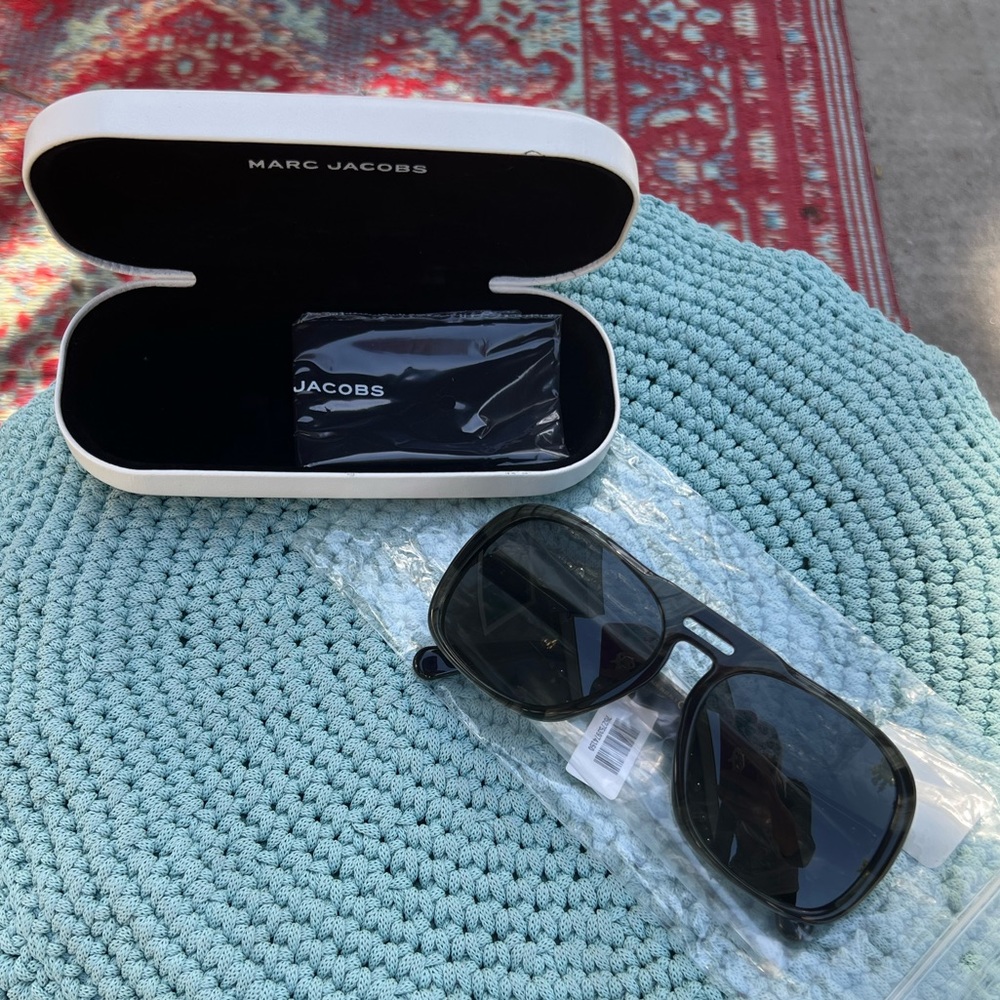 Marc Jacobs sunglasses